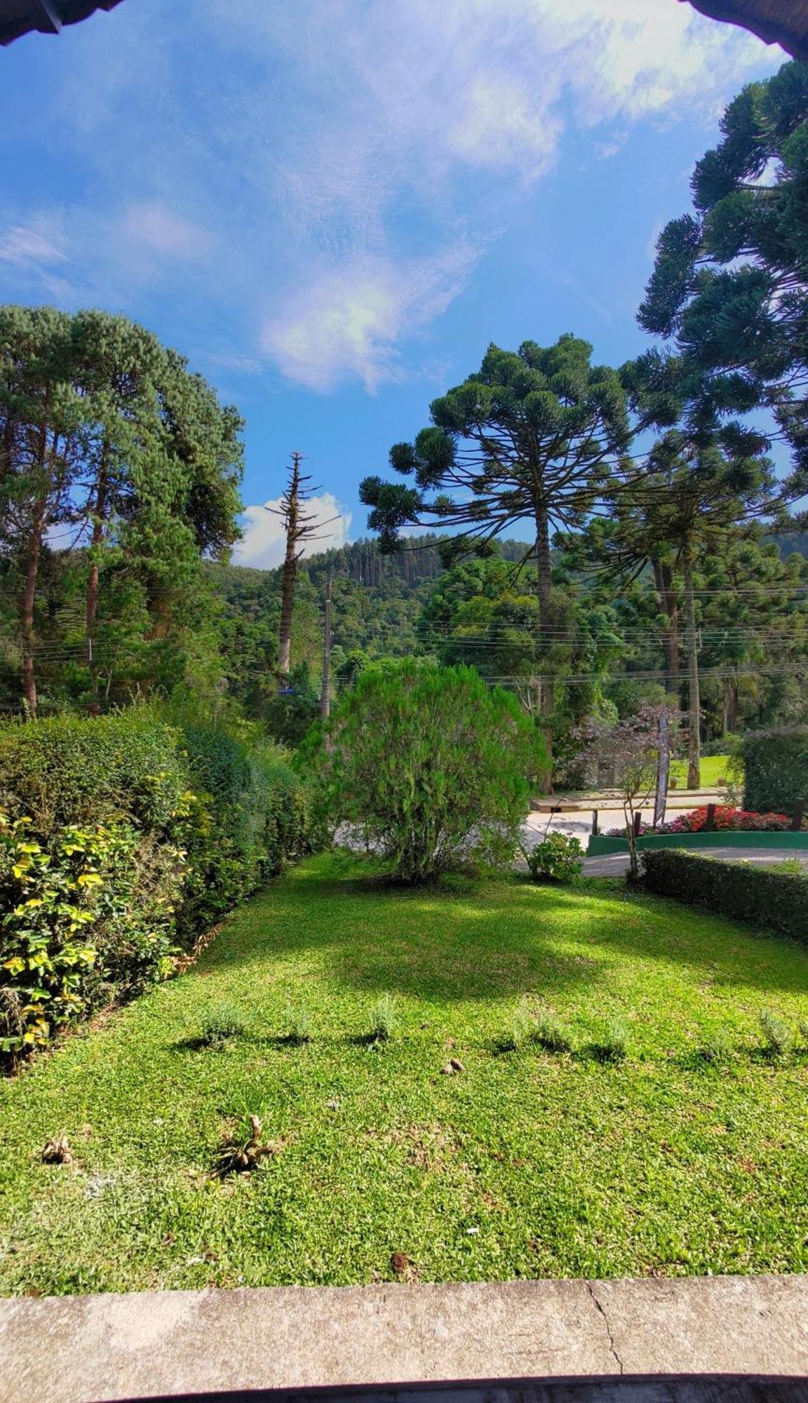 Chales Leopoldo Em Monte Verde ภายนอก รูปภาพ
