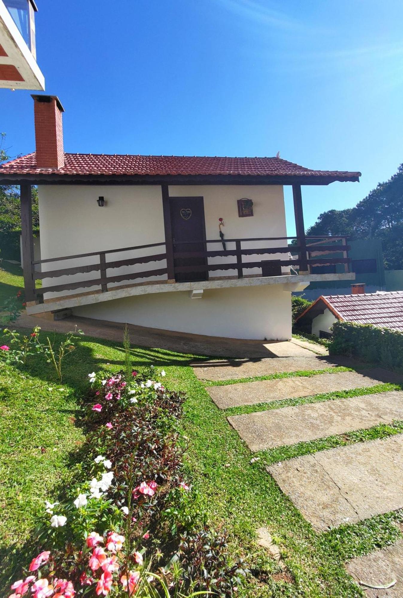 Chales Leopoldo Em Monte Verde ภายนอก รูปภาพ